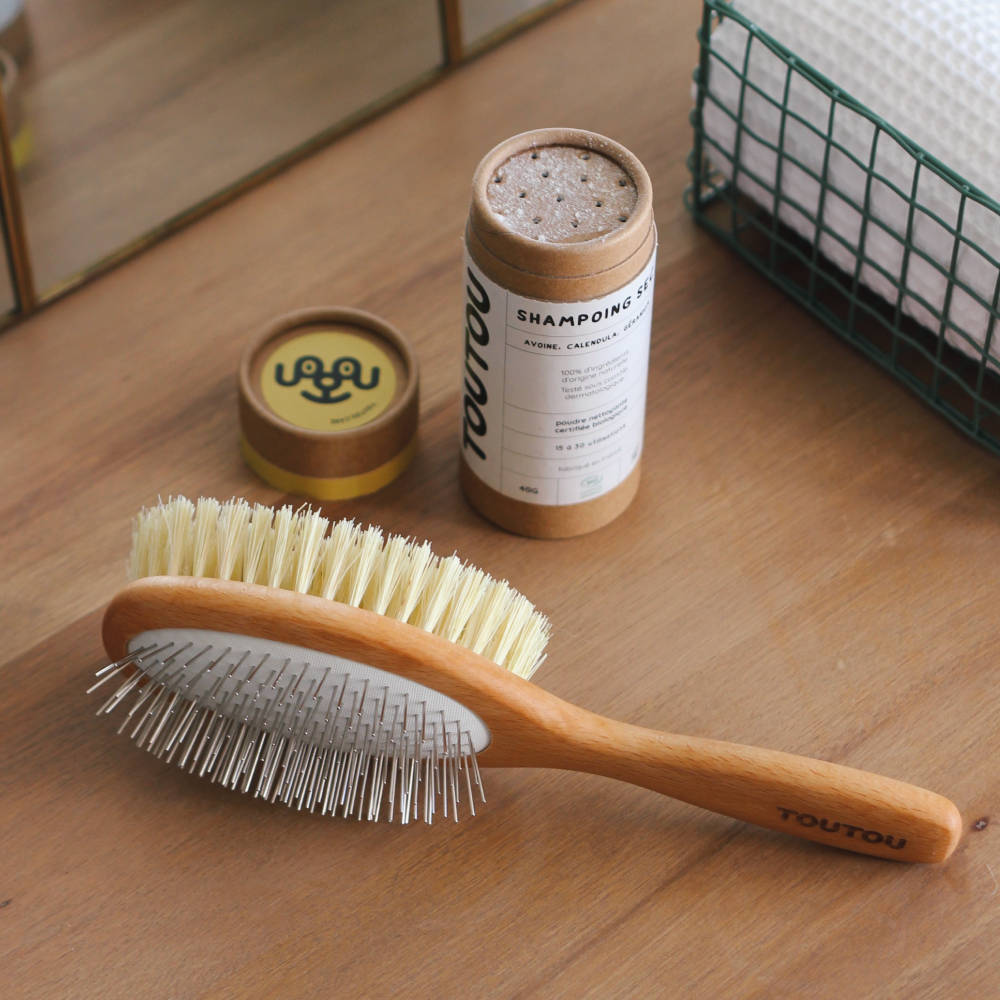 Brosse double face pour chiens à poils longs et mi-longs